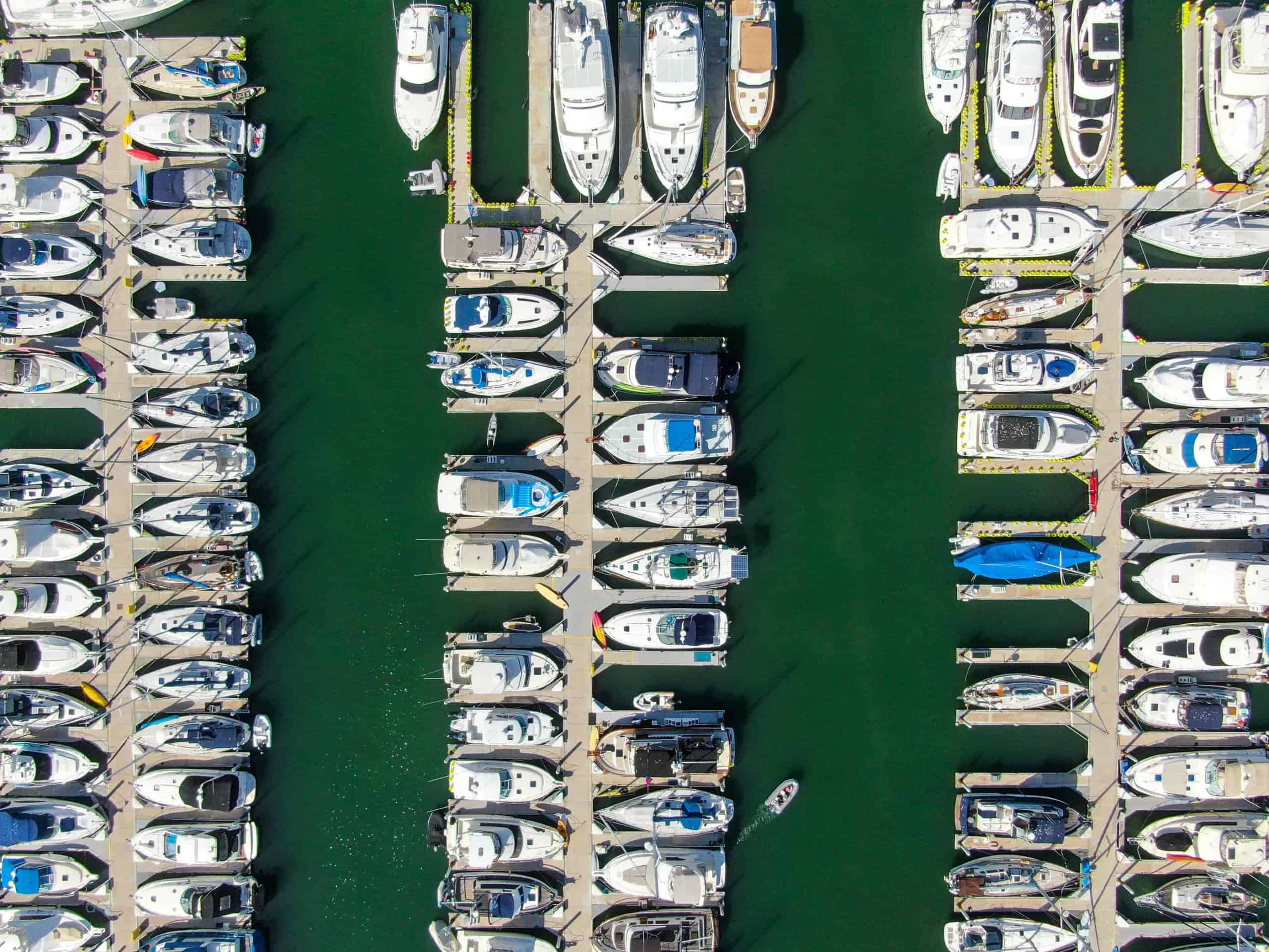 aerial view of boats
